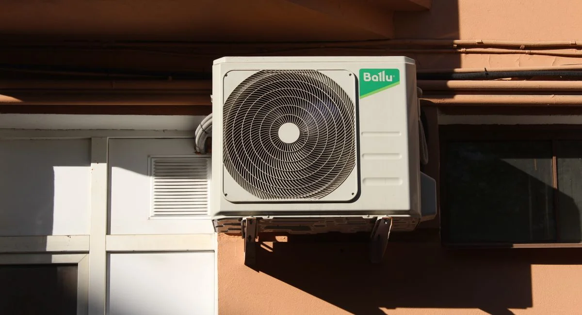 Combien coûte une pompe à chaleur : prix d’achat, installation et économies d’énergie garanties ?